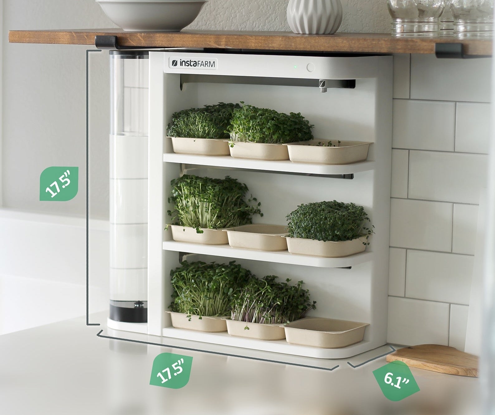 Automated and compact microgreen growing kit